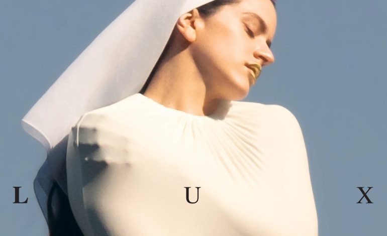 (A peu de carrer) Rosalía: dret al dubte i al silenci.