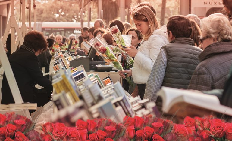 Sant Jordi, la Festa de les Roses i els llibres a Catalunya.