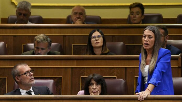 (Muntanya avall)/ Junts: el caos per sistema